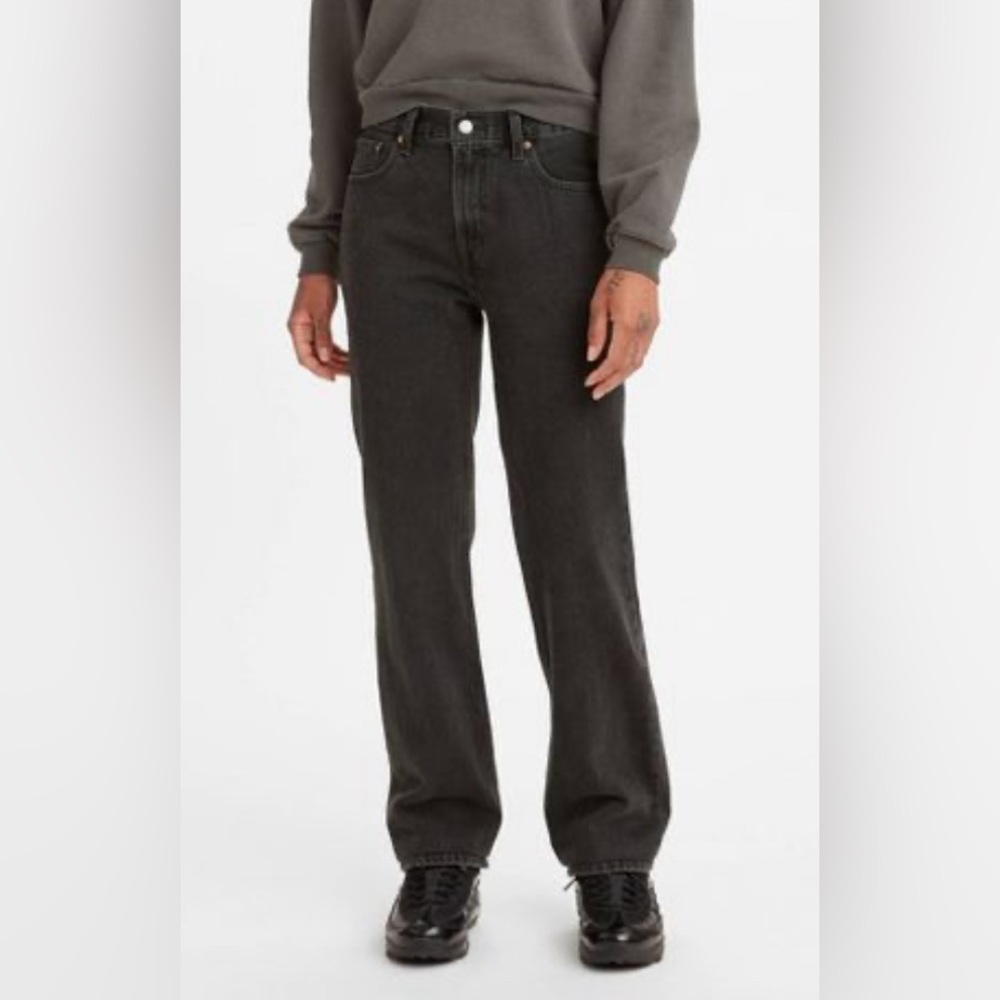 Levi’s “Low Pro Straight”